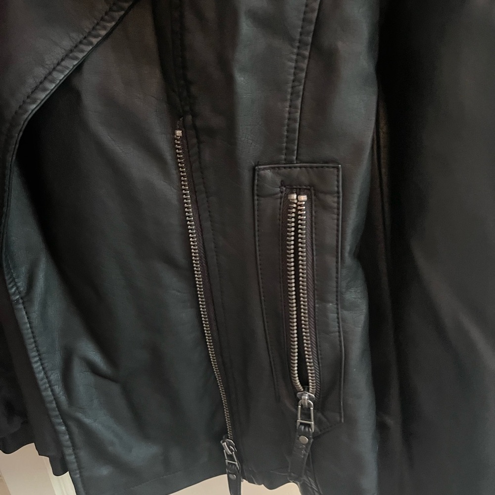 Max Studio Soft Leather Jacket - image 5